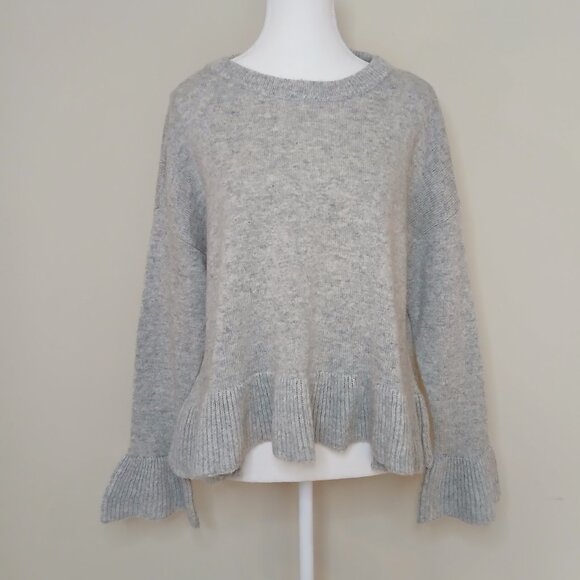 Cinq A Sept Wool Blend Crewneck Ruffled Oversized Pullover Sweater Size Small - Picture 1 of 6